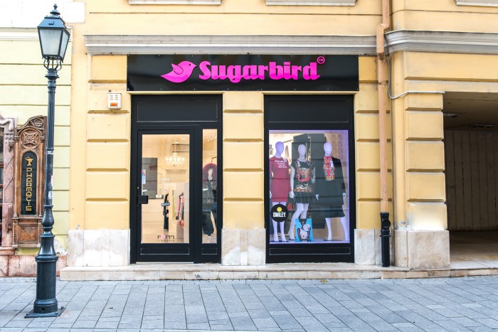 Sugarbird márkabolt - utcafront